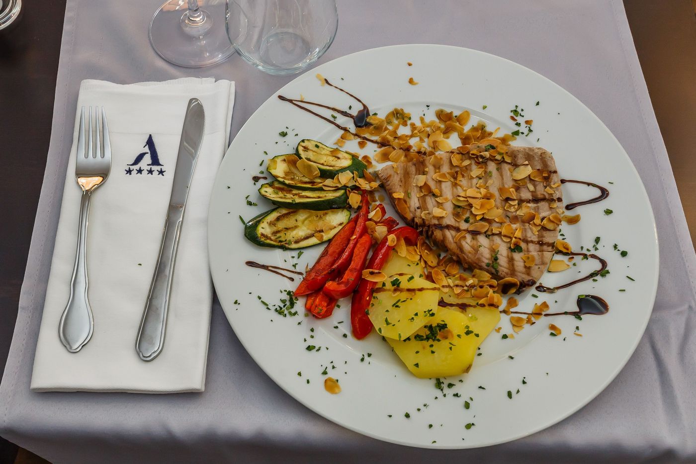 Art-Hotel-Restaurant-22