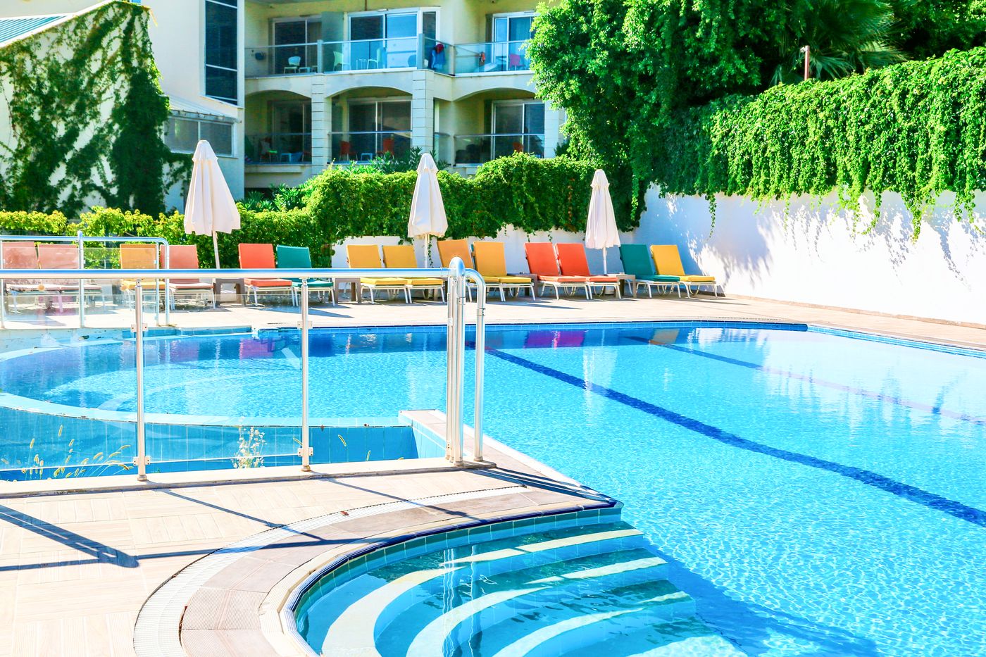 Sertil Deluxe Tropical Suites