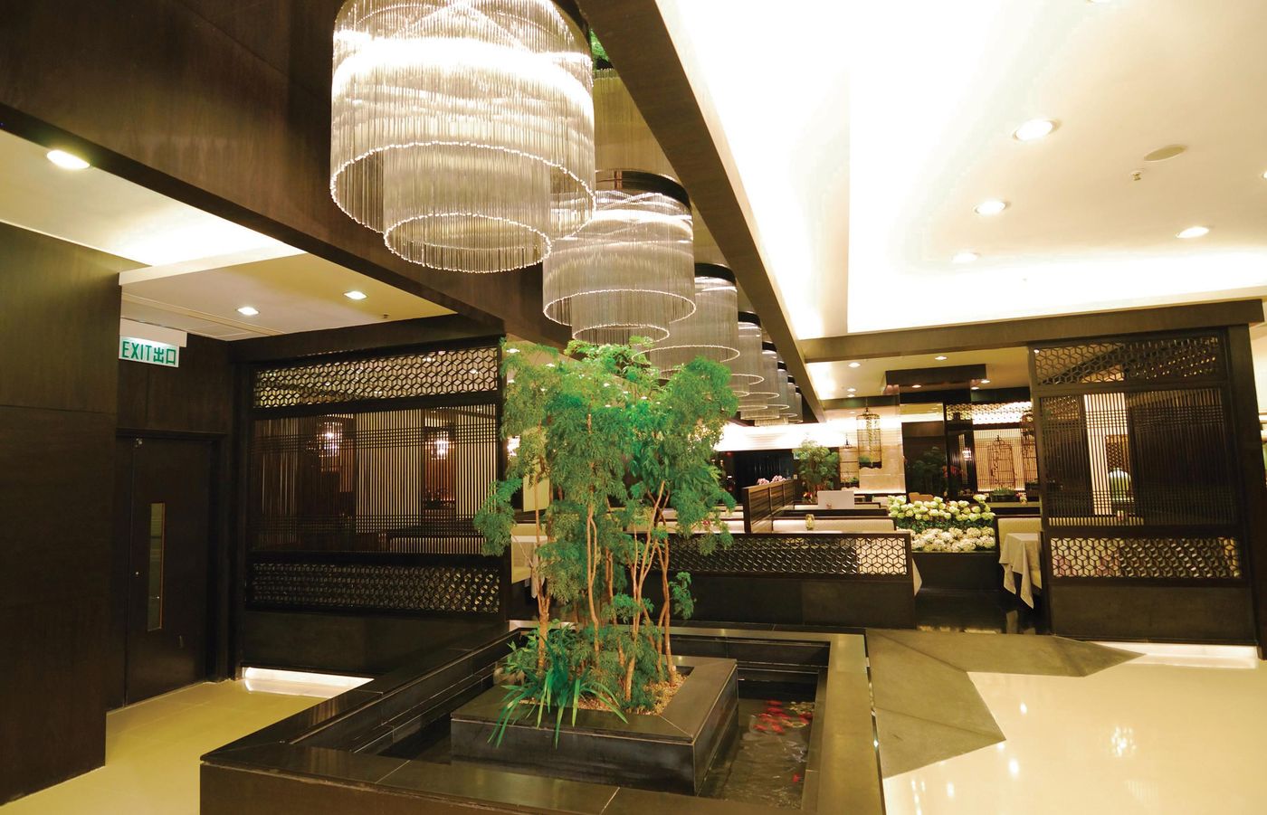 Harbour-Plaza-Metropolis-Restaurant-7