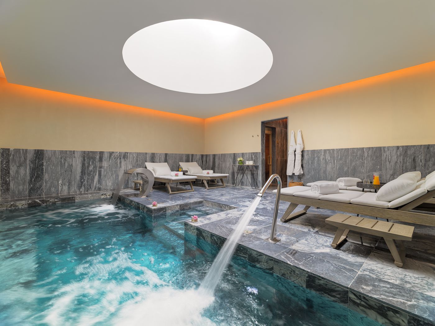 The-One-Palacio-Da-Anunciada-Pool-73