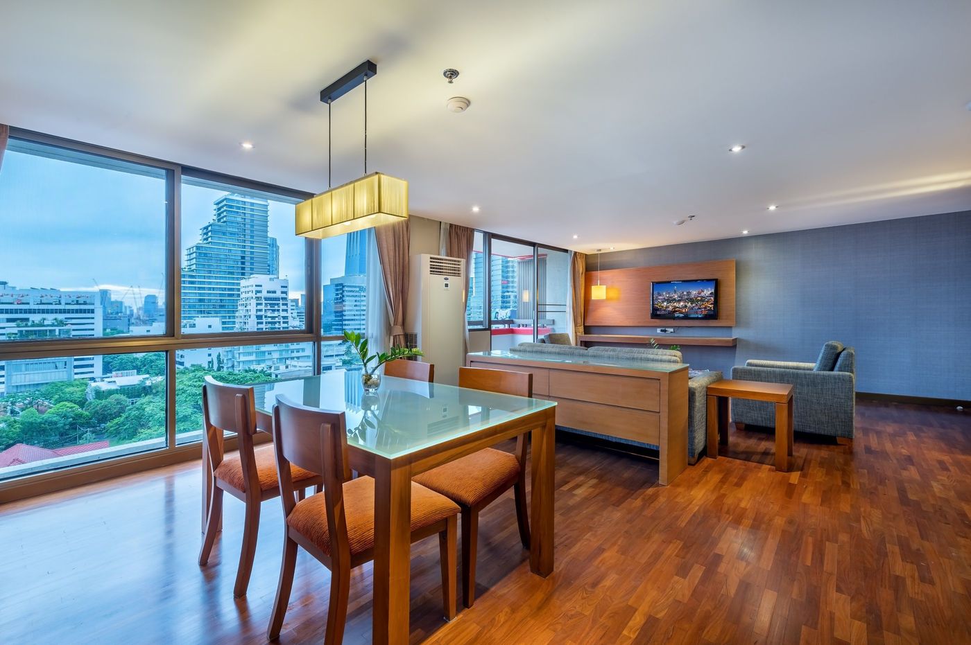 Bandara Suites Silom-Thailand-BANGKOK-Room-5