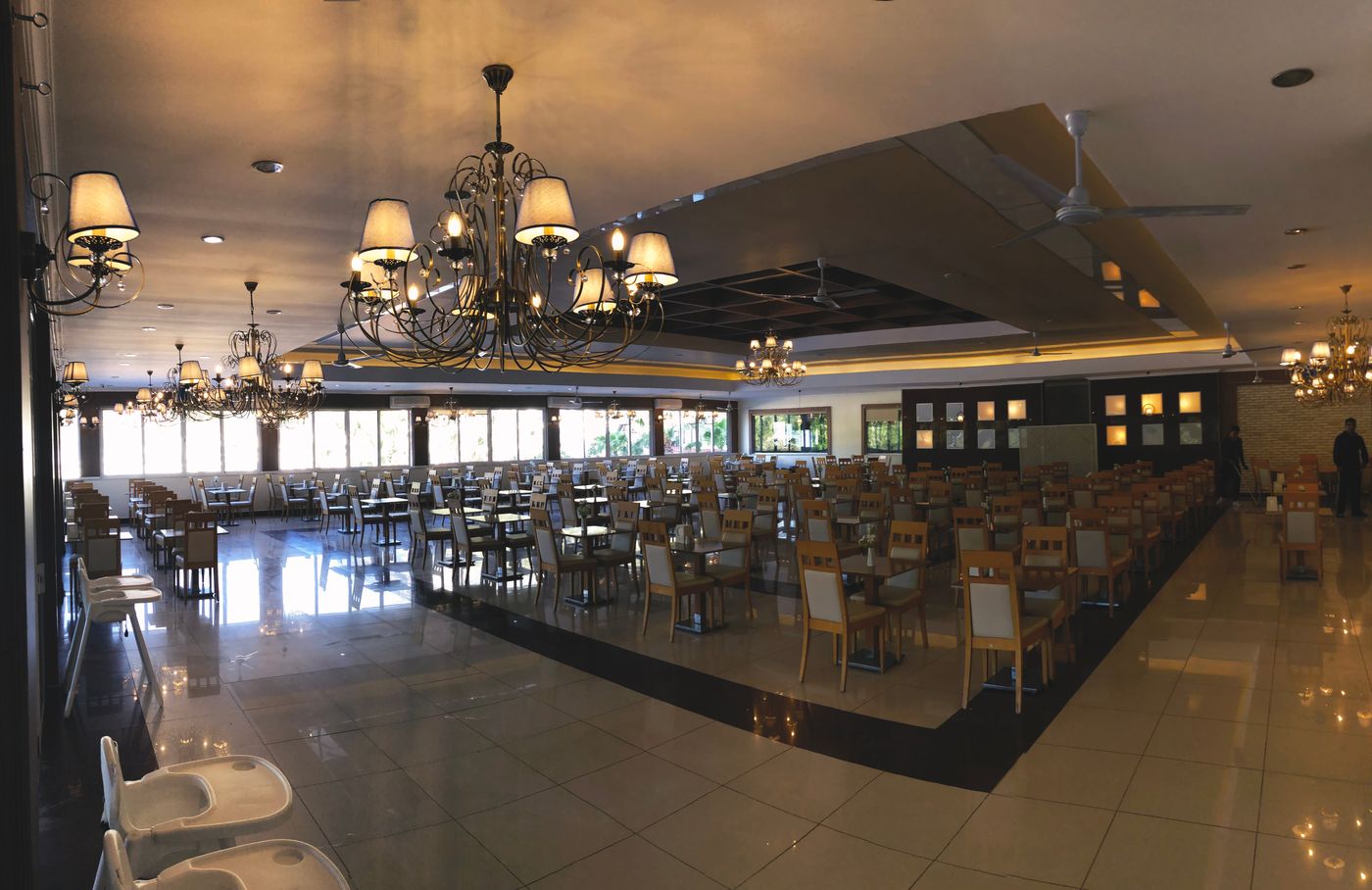 Green-Forest-Holiday-Village-Restaurant-26