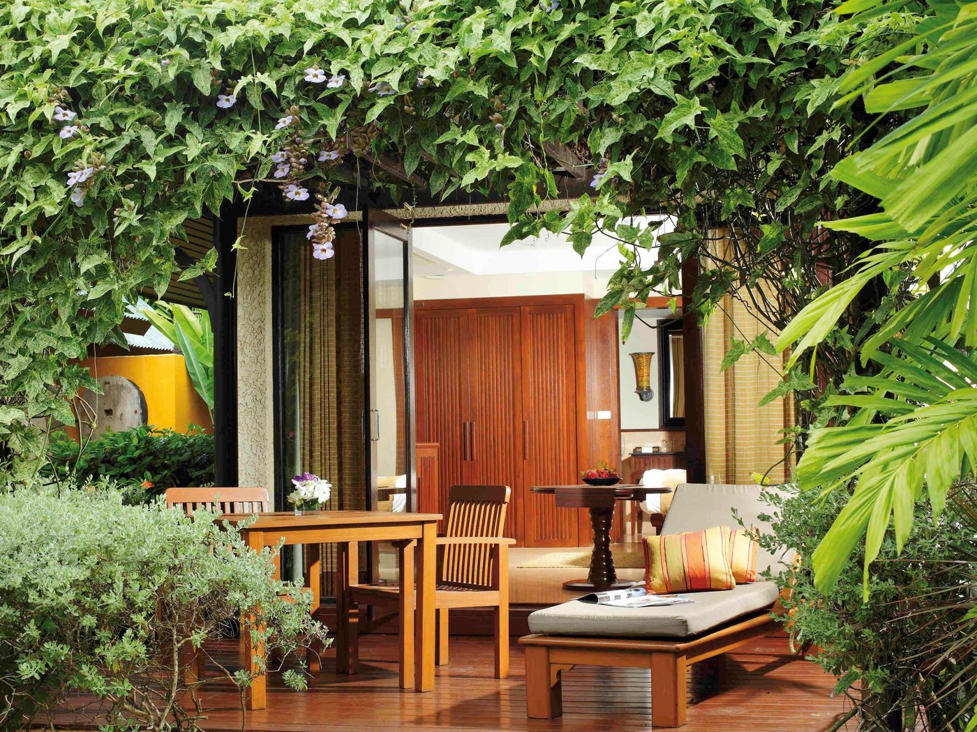 Movenpick-Resort---Spa-Karon-Beach-Phuket-Room-94