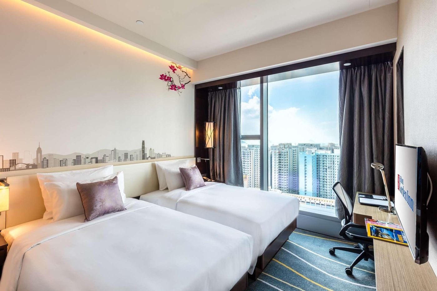 Hilton-Garden-Inn-Hong-Kong-Mongkok-Room-11