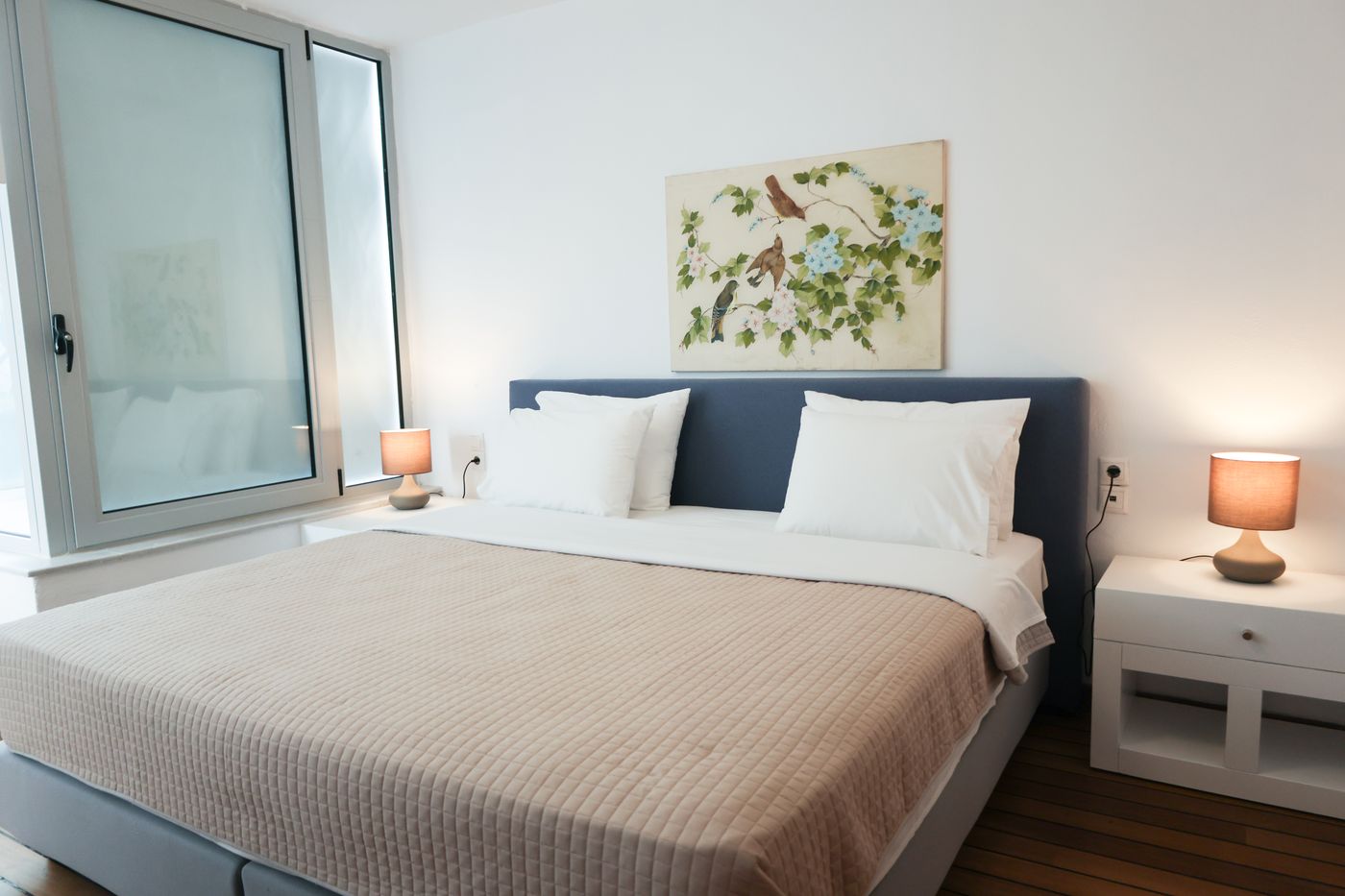 Kanapitsa-Mare-Room-37