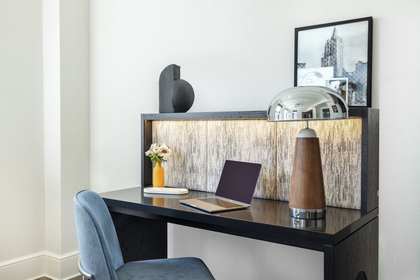 The-Benjamin-Royal-Sonesta-Hotel-Room-6