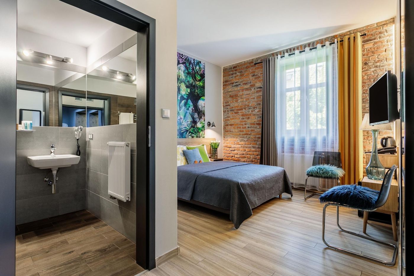 Art---Garden-Residence-Room-28