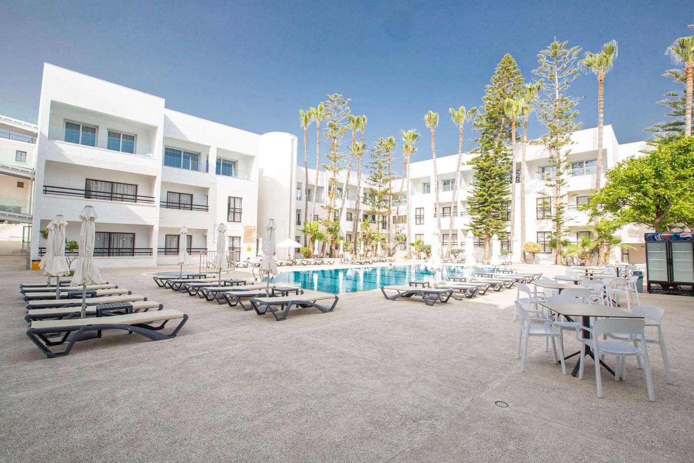 Anthea-Apartments-Cyprus-Pool-12