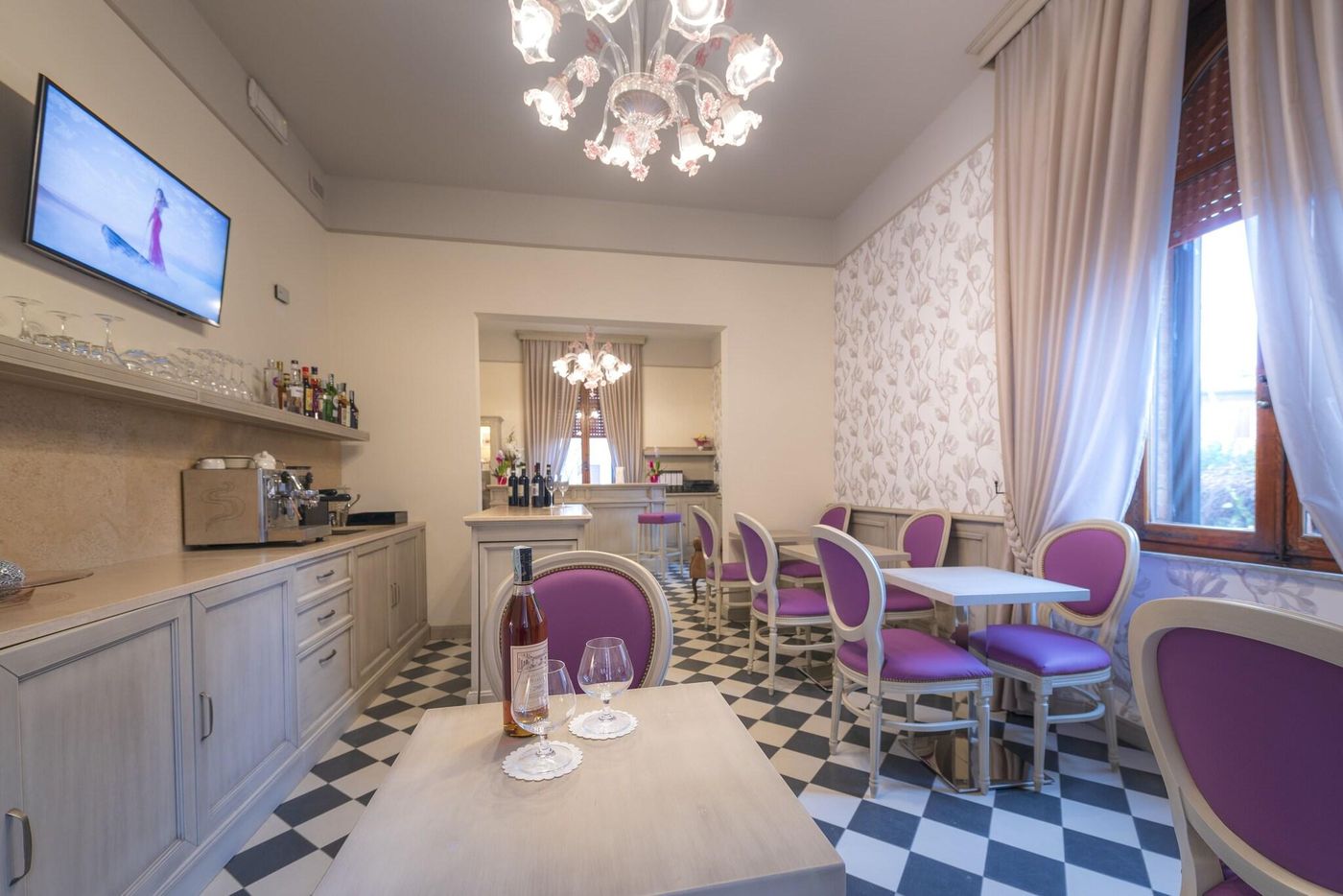 Villa-Elda-Boutique-Hotel-Bar-12