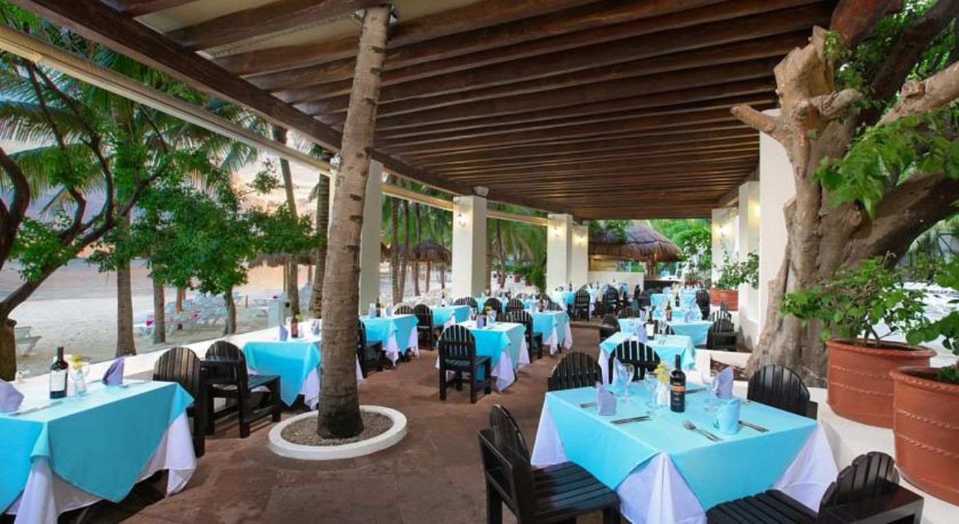 Oasis-Palm-Restaurant-12