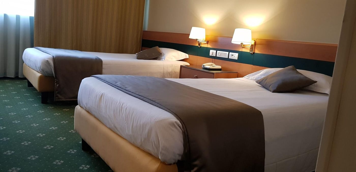 BV-Oly-Hotel-Room-12