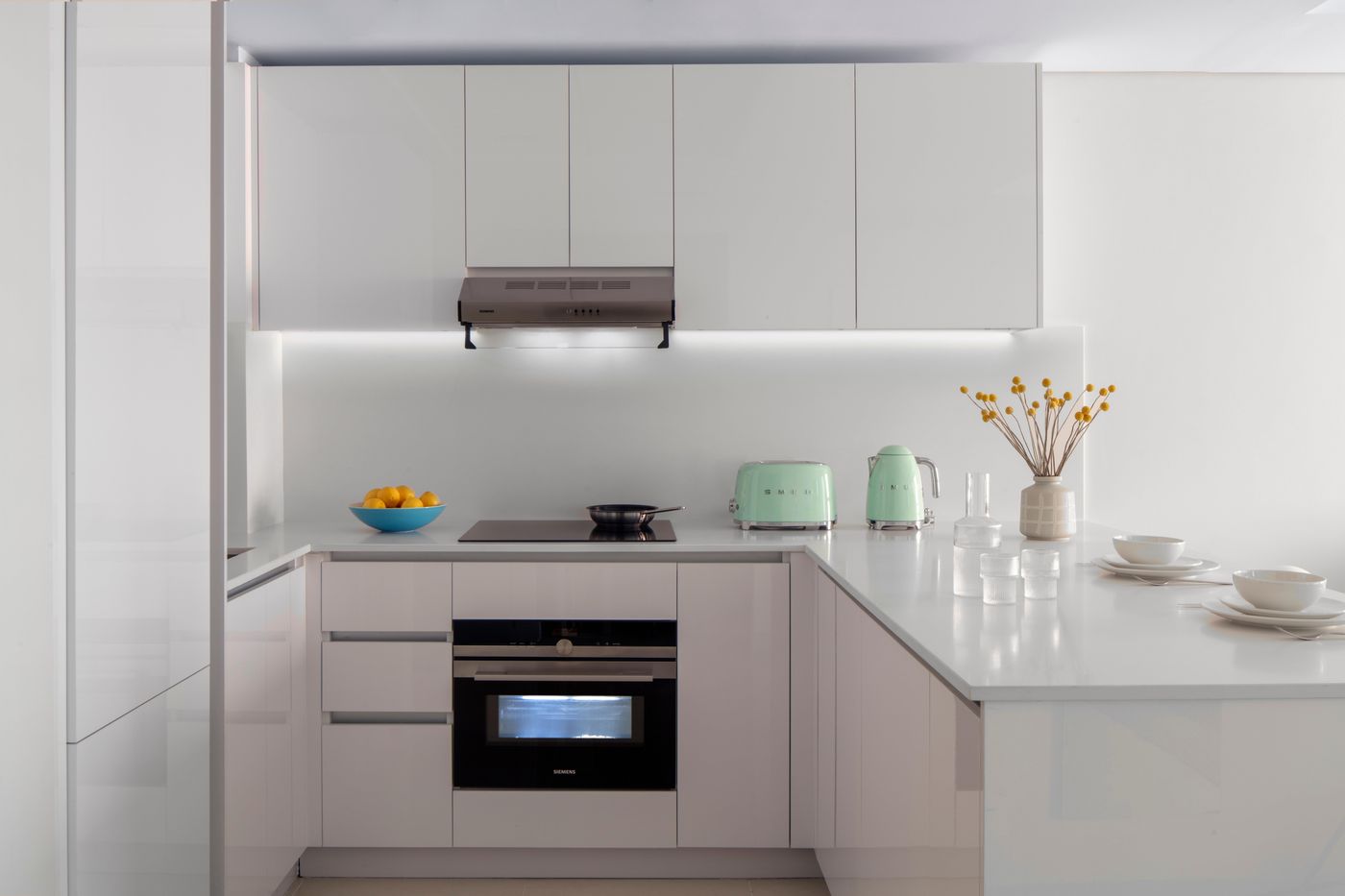 Staybridge-Suites-Dubai-Internet-City-Room-26