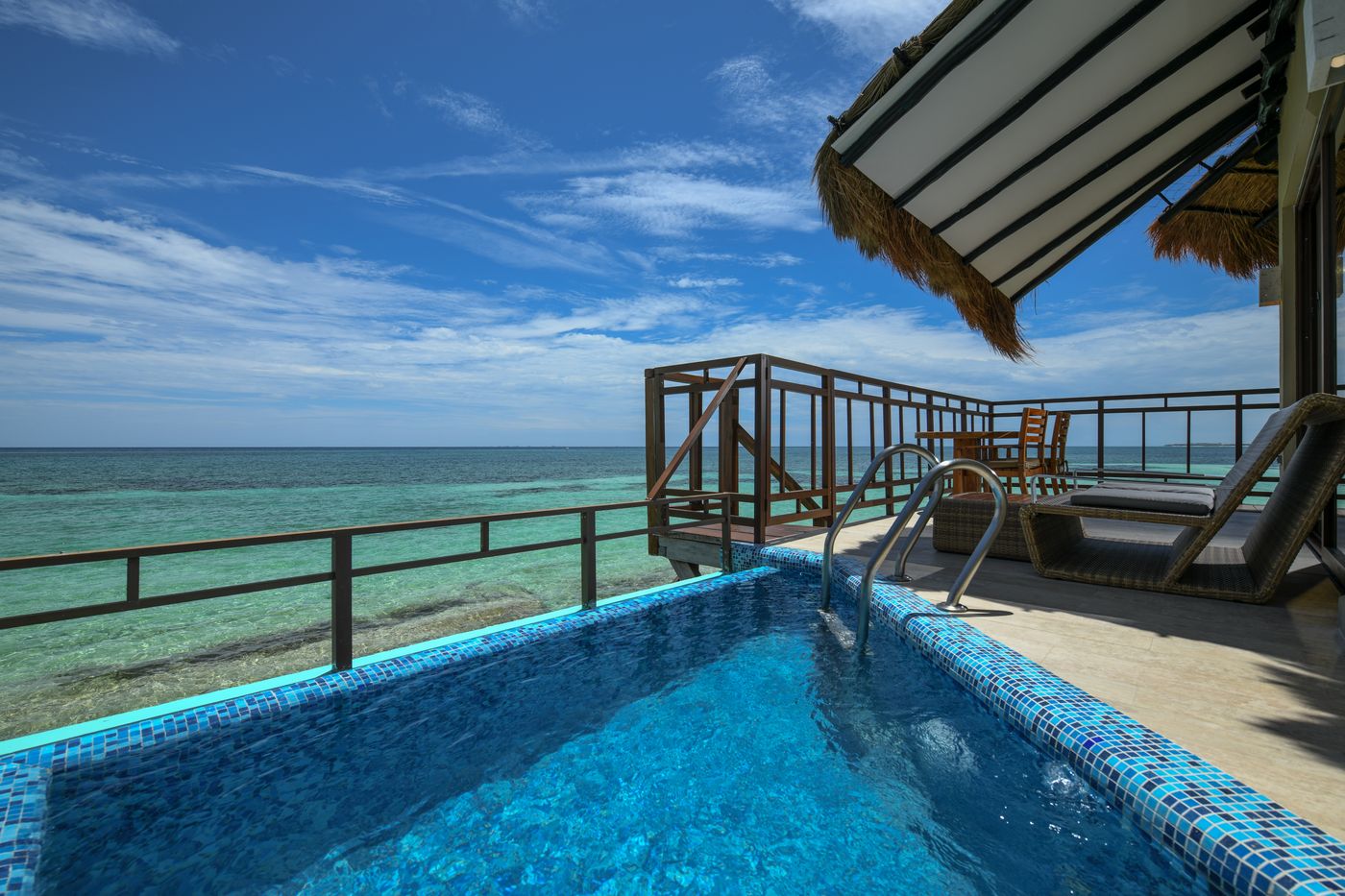 Palafitos Overwater Bungalows 13.10