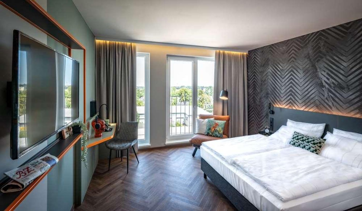 LOGINN-Hotel-Berlin-Airport-Room-15