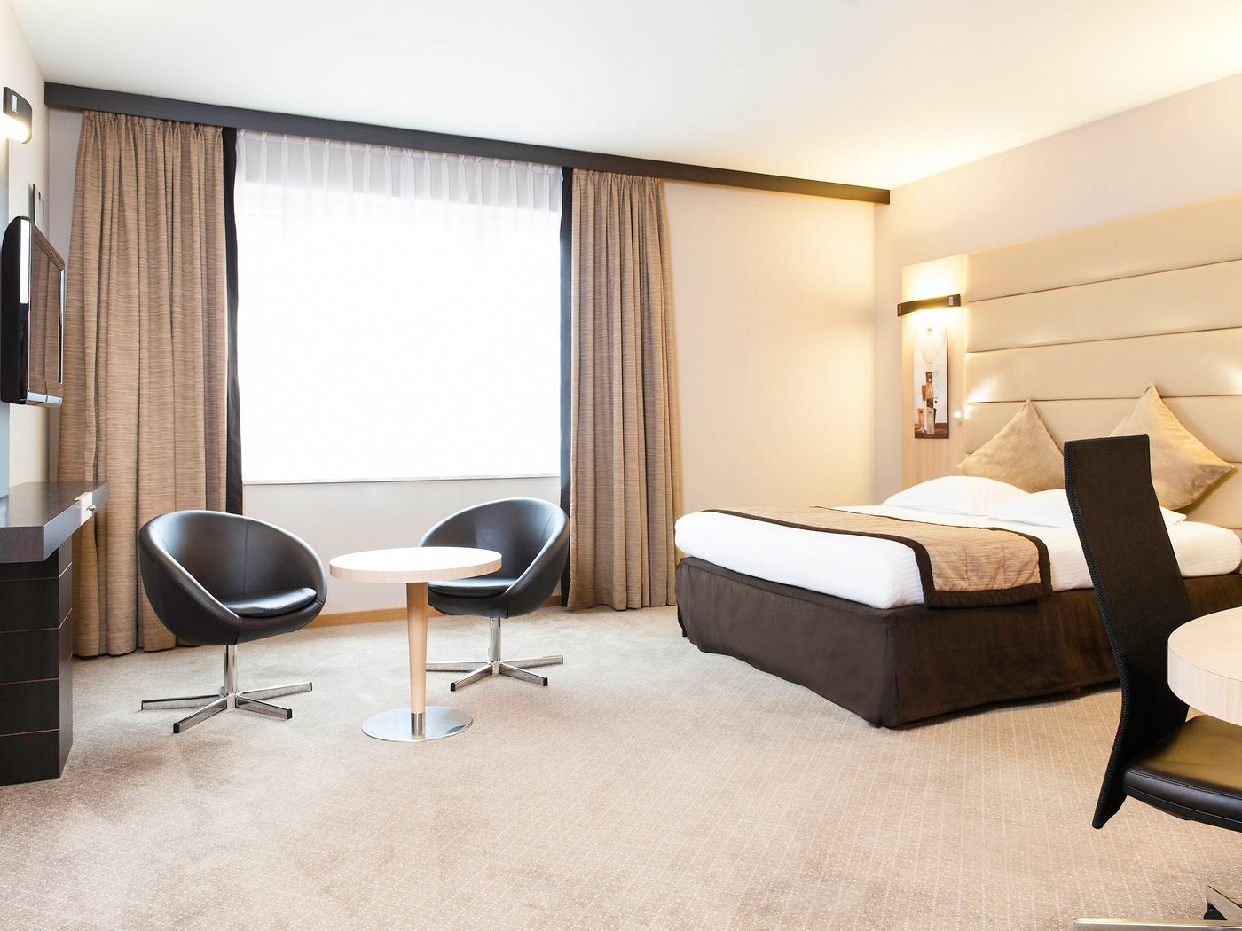 Novotel-Brussels-Centre-Midi-Station-Room-6