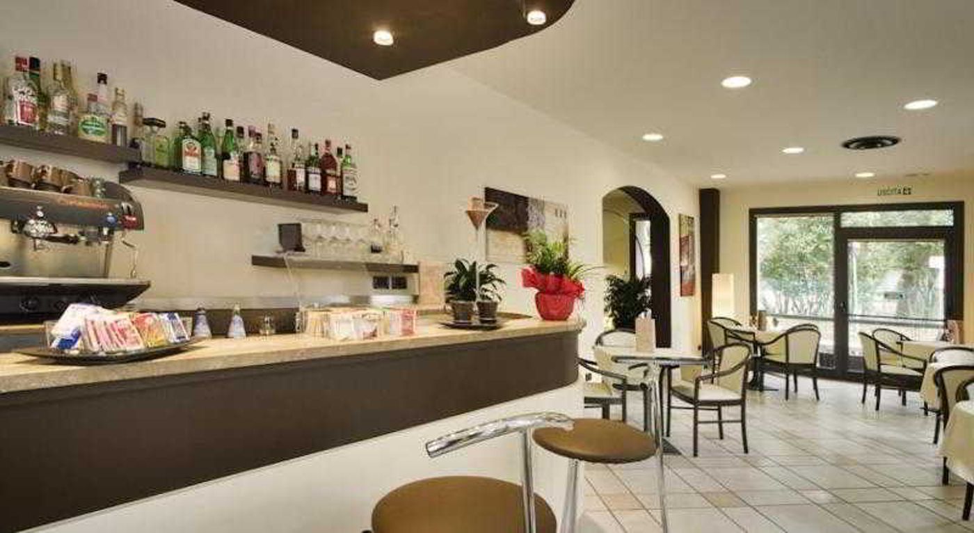 Montebello Hotel-Italy-MONTECATINI TERME-Bar-7