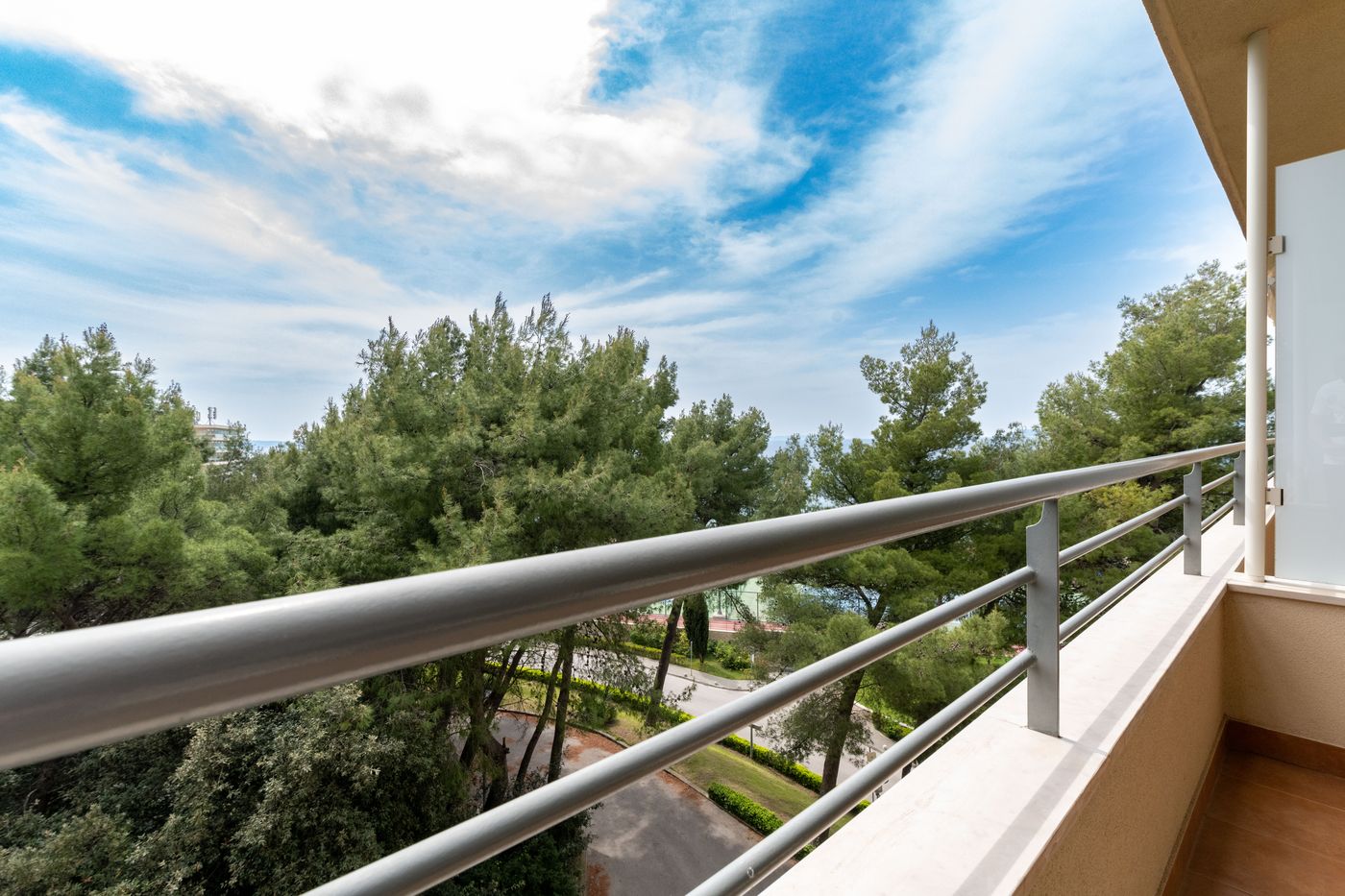 The-Residence-Room-75