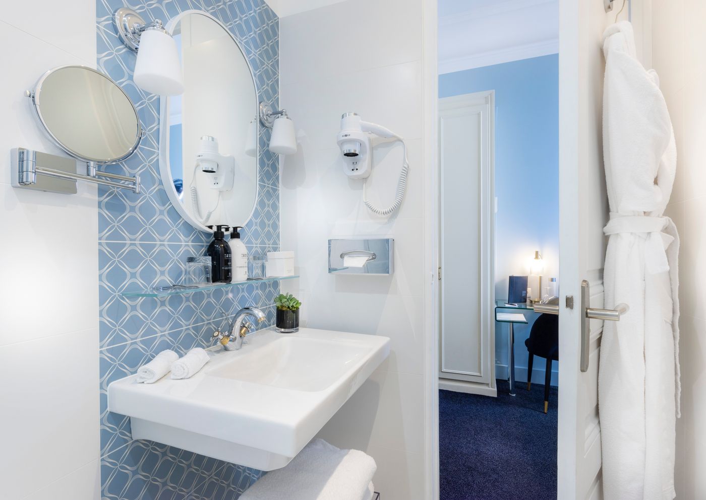 Hotel-Claridge-Worldhotel-Room-30