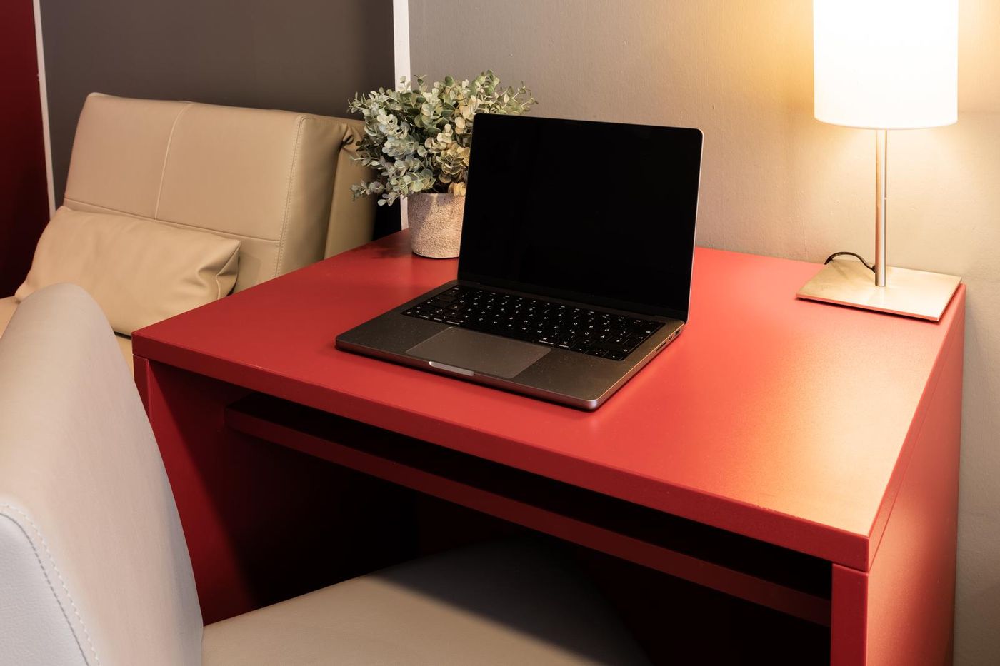 Select-Hotel-Berlin-Checkpoint-Charlie-Room-10