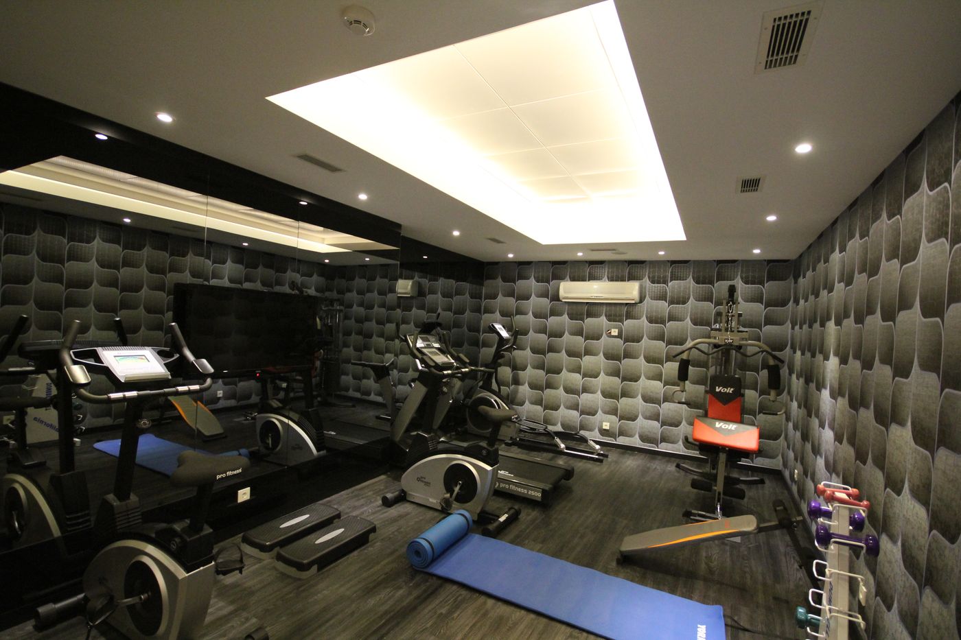 Grand-Washington-Hotel-Sports-and-Entertainment-59