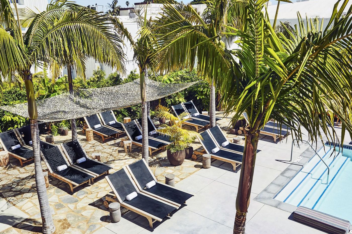 Custom-Hotel-Pool-60