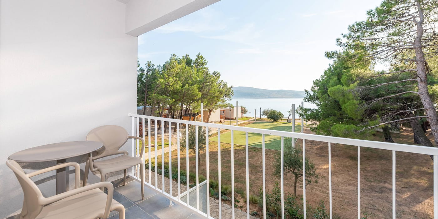 Bluesun-Holiday-Village-Alan-Room-33