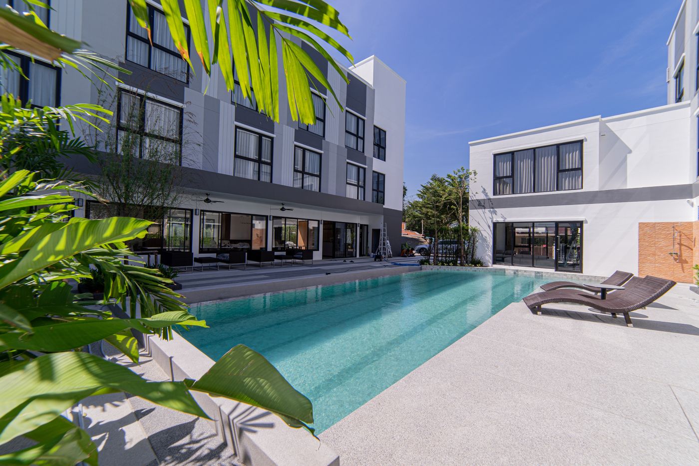 Gate43 Airport Hotel-Thailand-Bangkok-General view-2