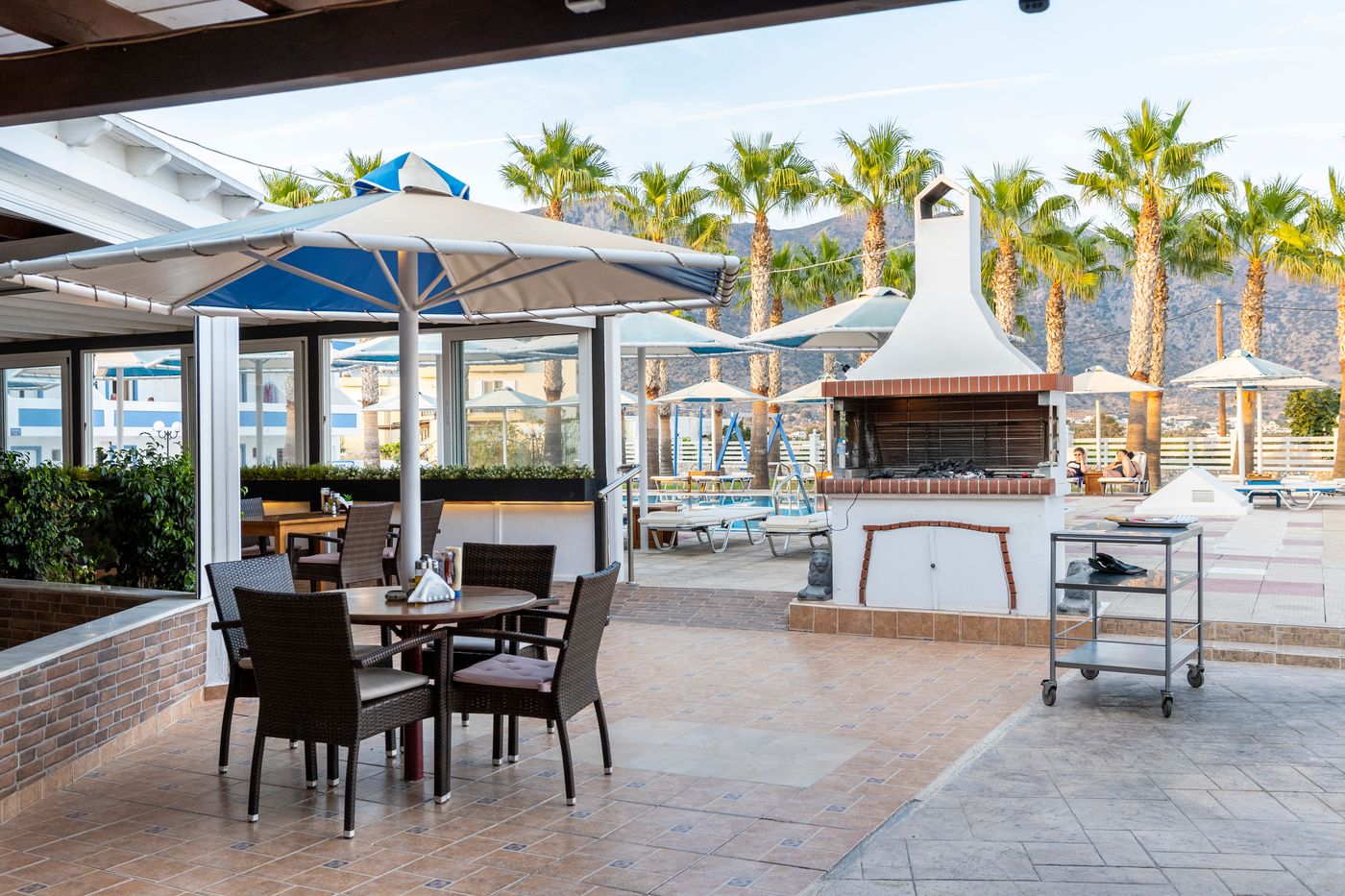 Mammis-Beach-Hotel-Restaurant-19