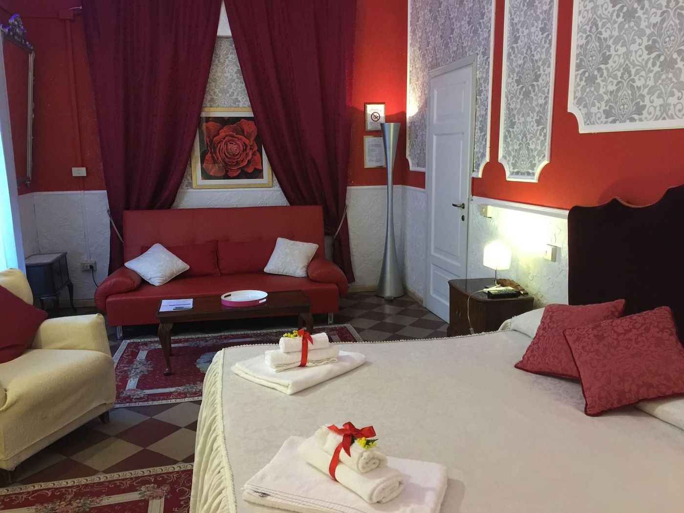 B---B-La-Mimosa-Room-3