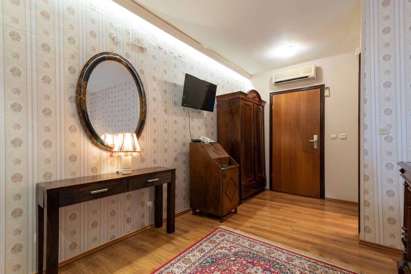 Pasike-Hotel-Room-49