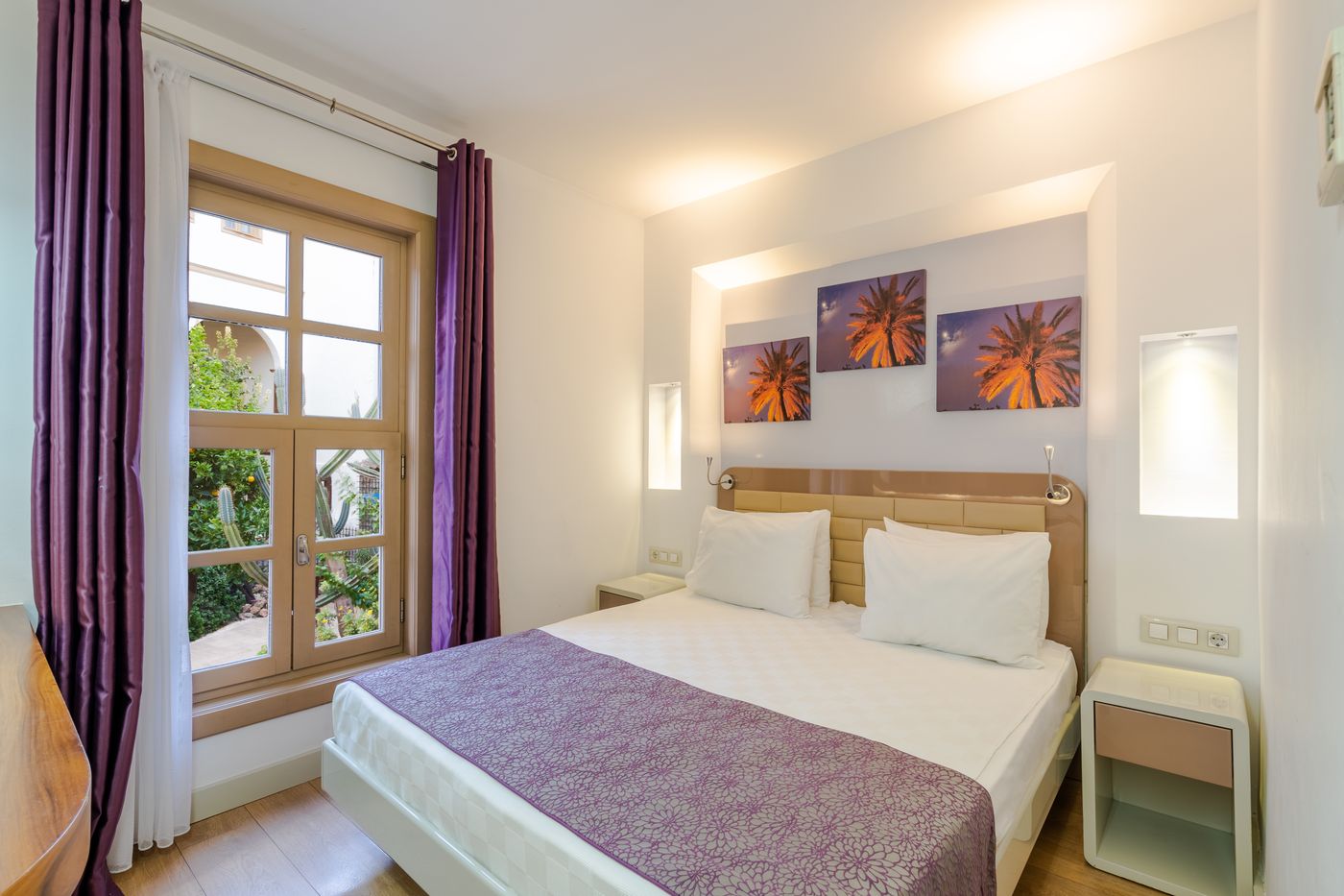 Puding-Hotel-Room-12