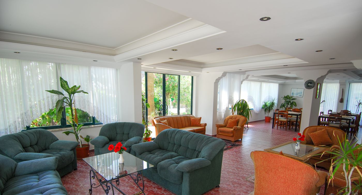 Oykun-Hotel-Lobby-25