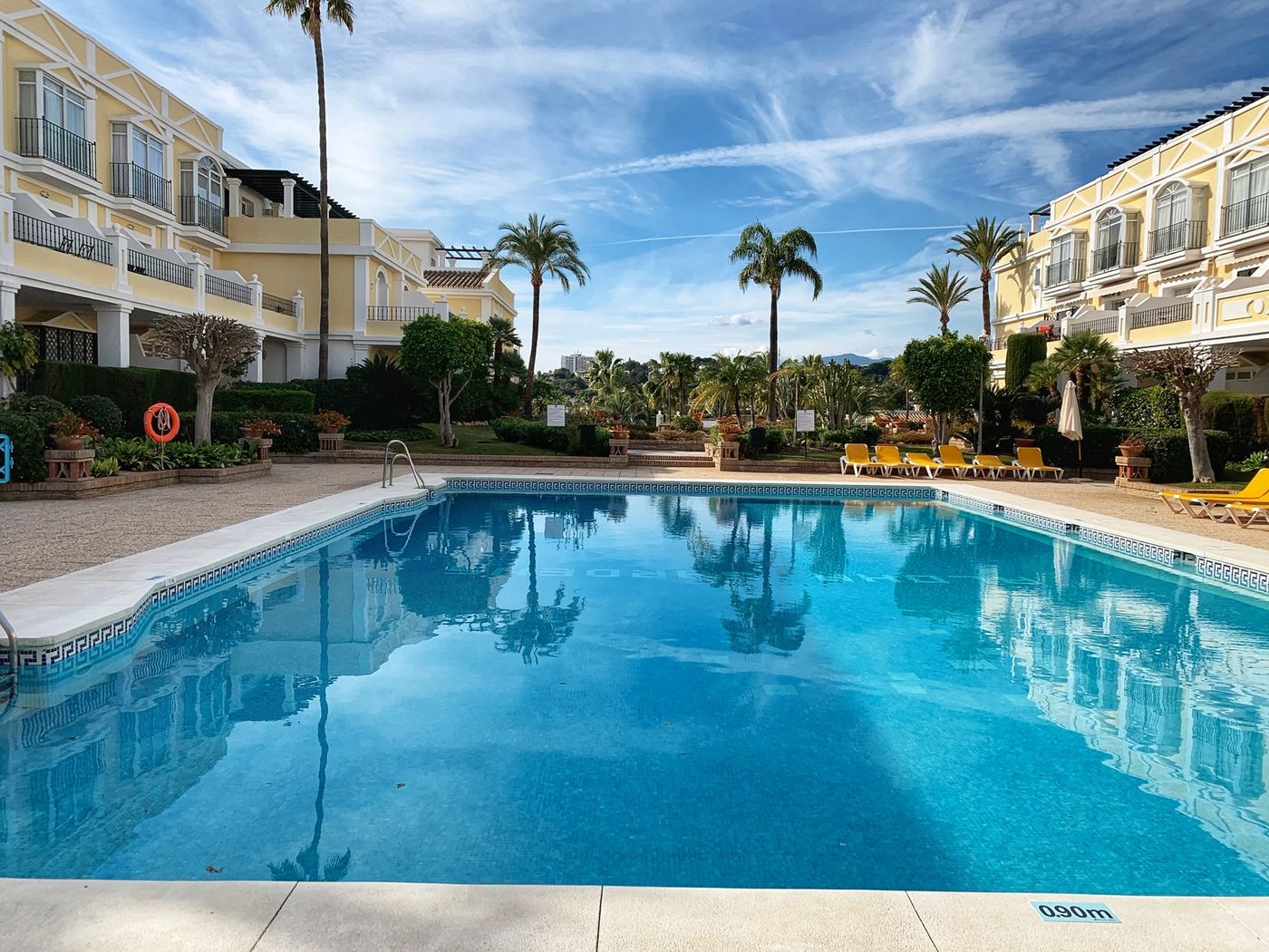 Aloha-Gardens-Pool-6