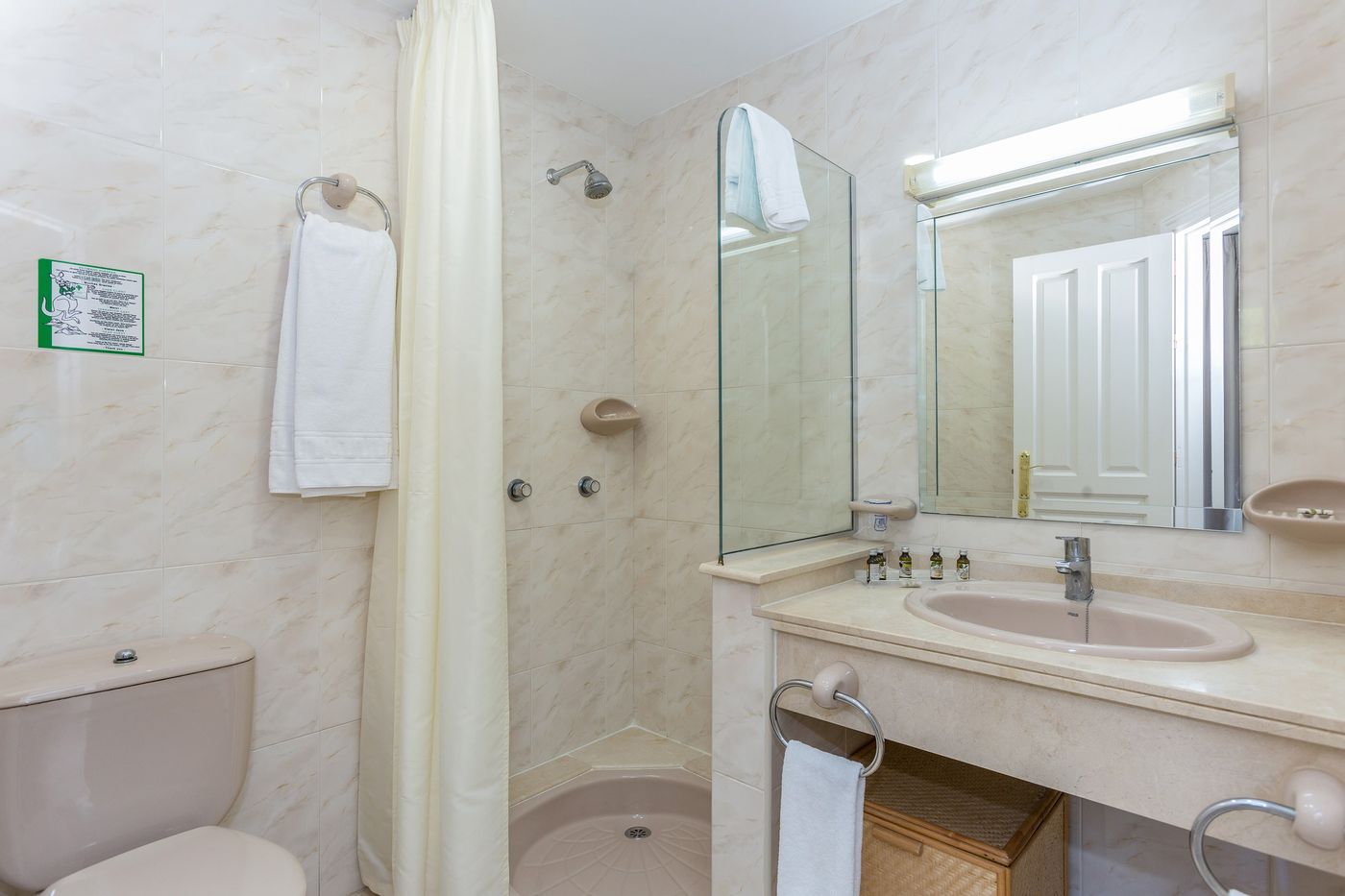 Ona-Alanda-Club-Marbella-Room-45