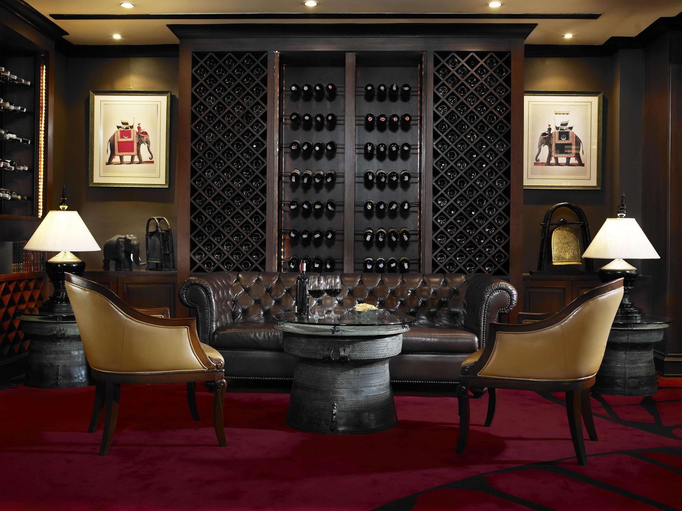 Anantara-Riverside-Bangkok-Restaurant-14