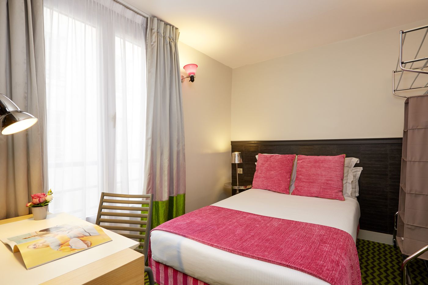 Antin-Trinite-Room-10