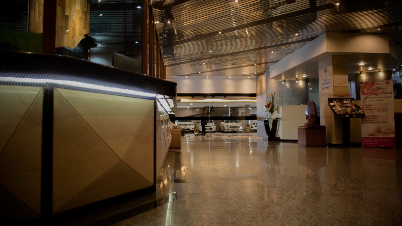 Abastos Plaza-Mexico-Ciudad de Mexico-Lobby-4