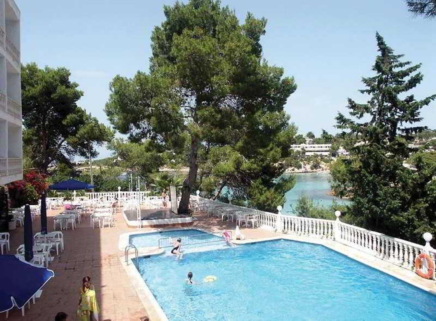 Grupotel-Oasis-Pool-6