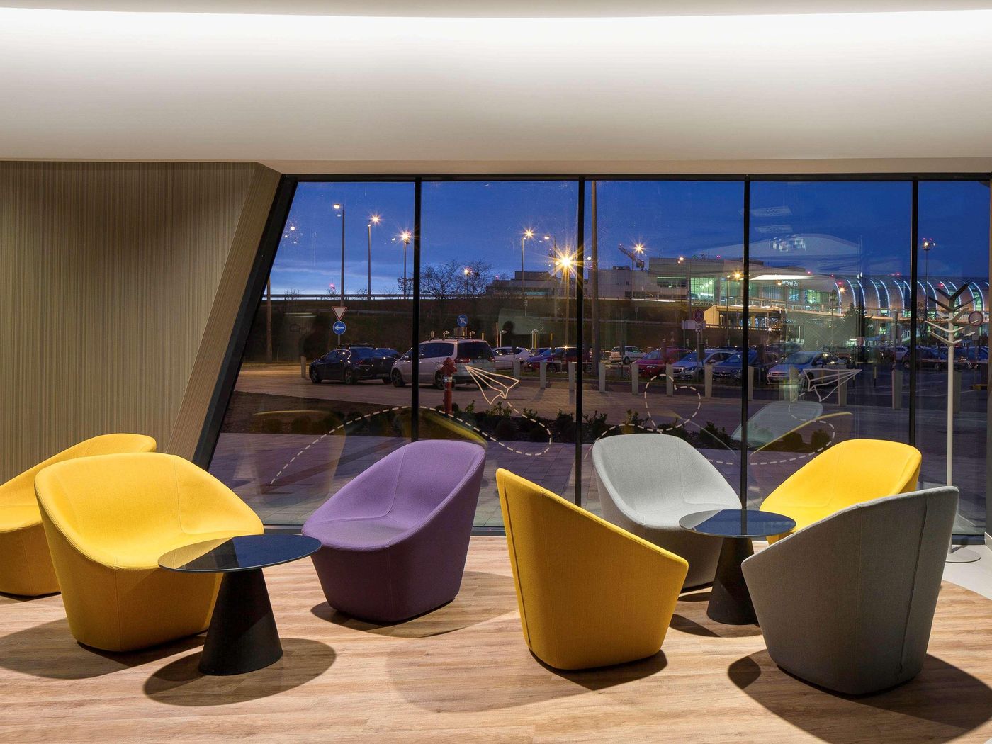 ibis-Styles-Budapest-Airport-Restaurant-17