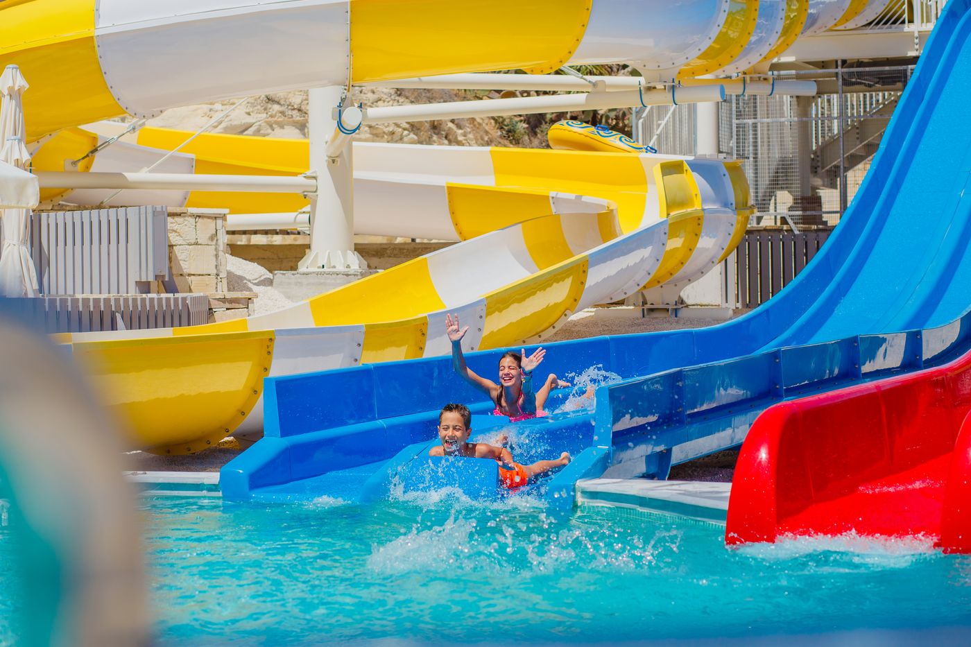 Louis-St-Elias-Resort---Waterpark-Pool-7