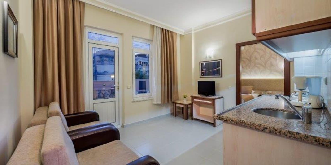 May Flower Apart Hotel