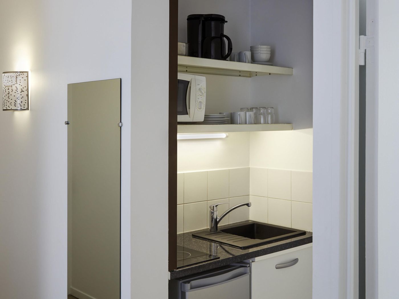 Aparthotel-Adagio-access-Paris-Philippe-Auguste-Room-6