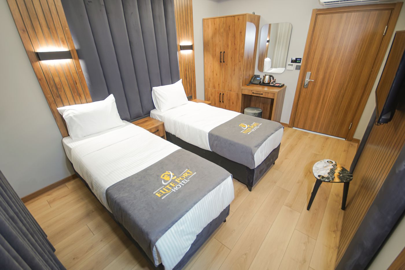 Eli?te Port Hotel-Turkey-Istanbul-Room-6