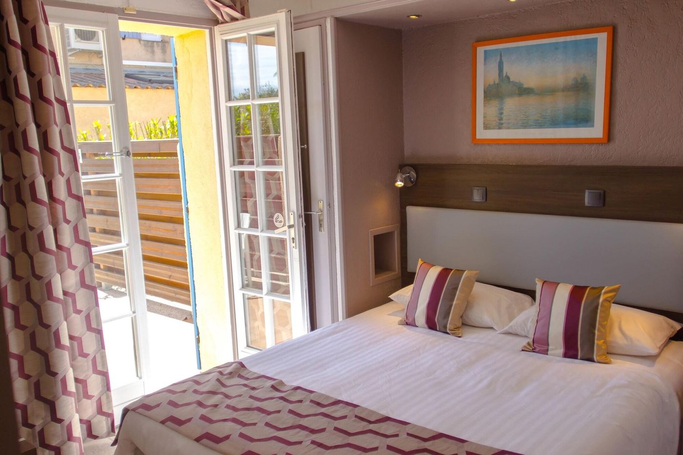 Citotel-La-Nartelle-Room-42