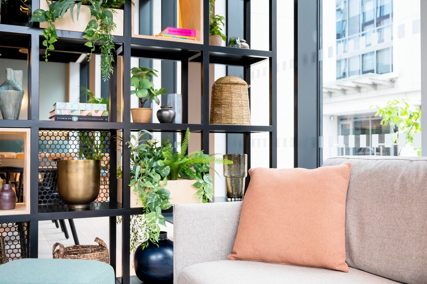 Staycity-Aparthotels-City-Quay-Lobby-18