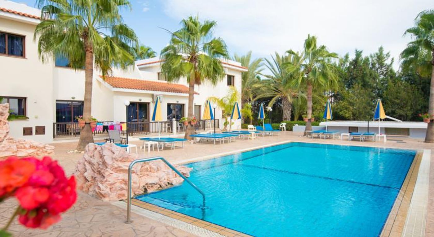 Loutsiana Hotel Apartments