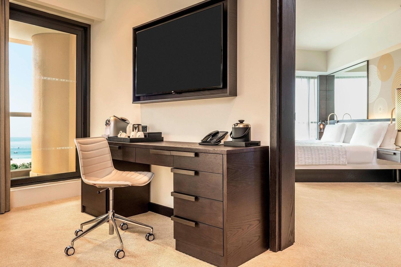 Le-Royal-Meridien-Beach-Resort-and-Spa-Room-36