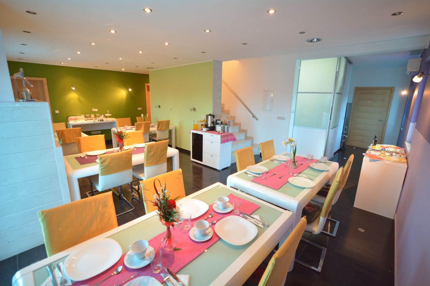 Villa-Avantgarde-BandB-Lobby-77