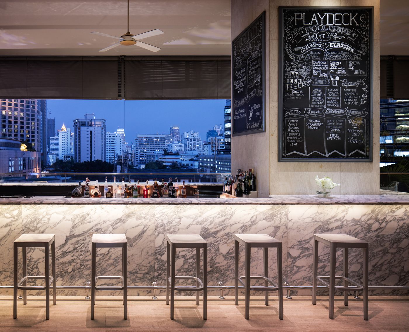 Oriental-Residence-Bangkok-Bar-21