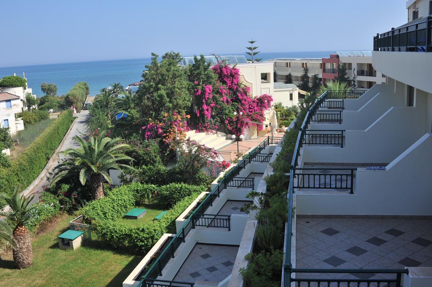 Hydramis-Palace-Beach-Resort-General-view-28